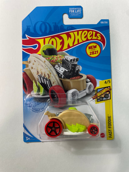 Hot Wheels 1/64 Car-De-Asada Beige