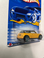 Hot Wheels 1/64 Mini Cooper 2001 “PR5 Wheels” Yellow