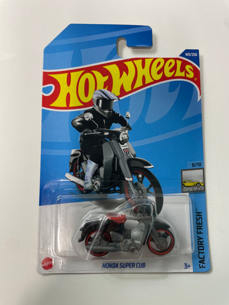 Hot Wheels 1/64 Honda Super Cub Red & Black