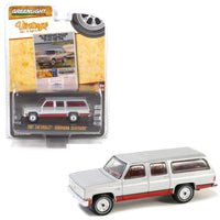 Greenlight 1/64 Vintage Ad Cars 1981 Chevrolet Suburban Silverado  Silver