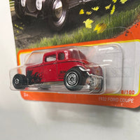 Matchbox 1/64 1932 Ford Coupe Red - Damaged Card