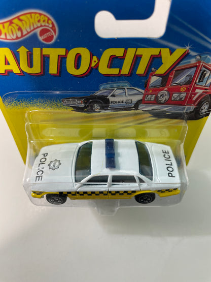 Hot Wheels 1/64 Auto City Jaguar Taxi Police White & Yellow - Damaged Box