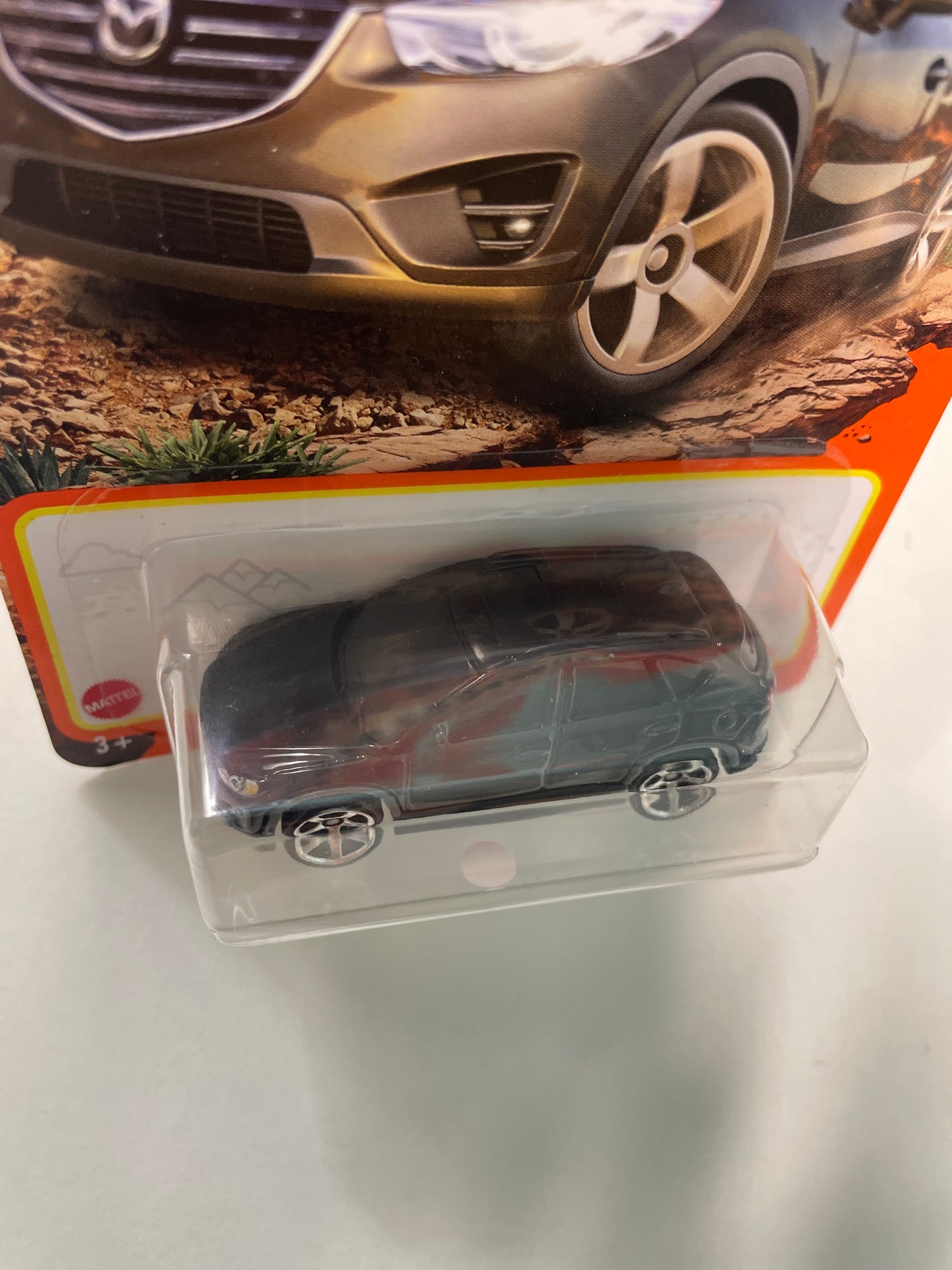 Matchbox 1/64 Mazda CX-5 Black - Damaged Box