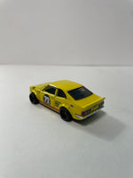 *Loose* Hot Wheels 1/64 Premium Car Culture Team Transport 1972 Toyota Corolla Levin Yellow