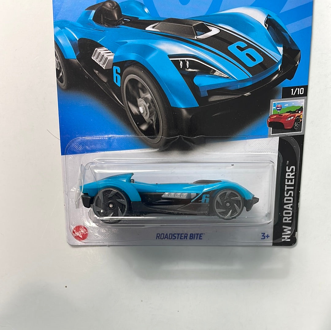 Hot Wheels 1/64 Roadster Bite Blue - Damaged Card