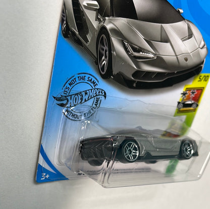 Hot Wheels 1/64 ‘16 Lamborghini Centenario Roadster Silver - Damaged Box