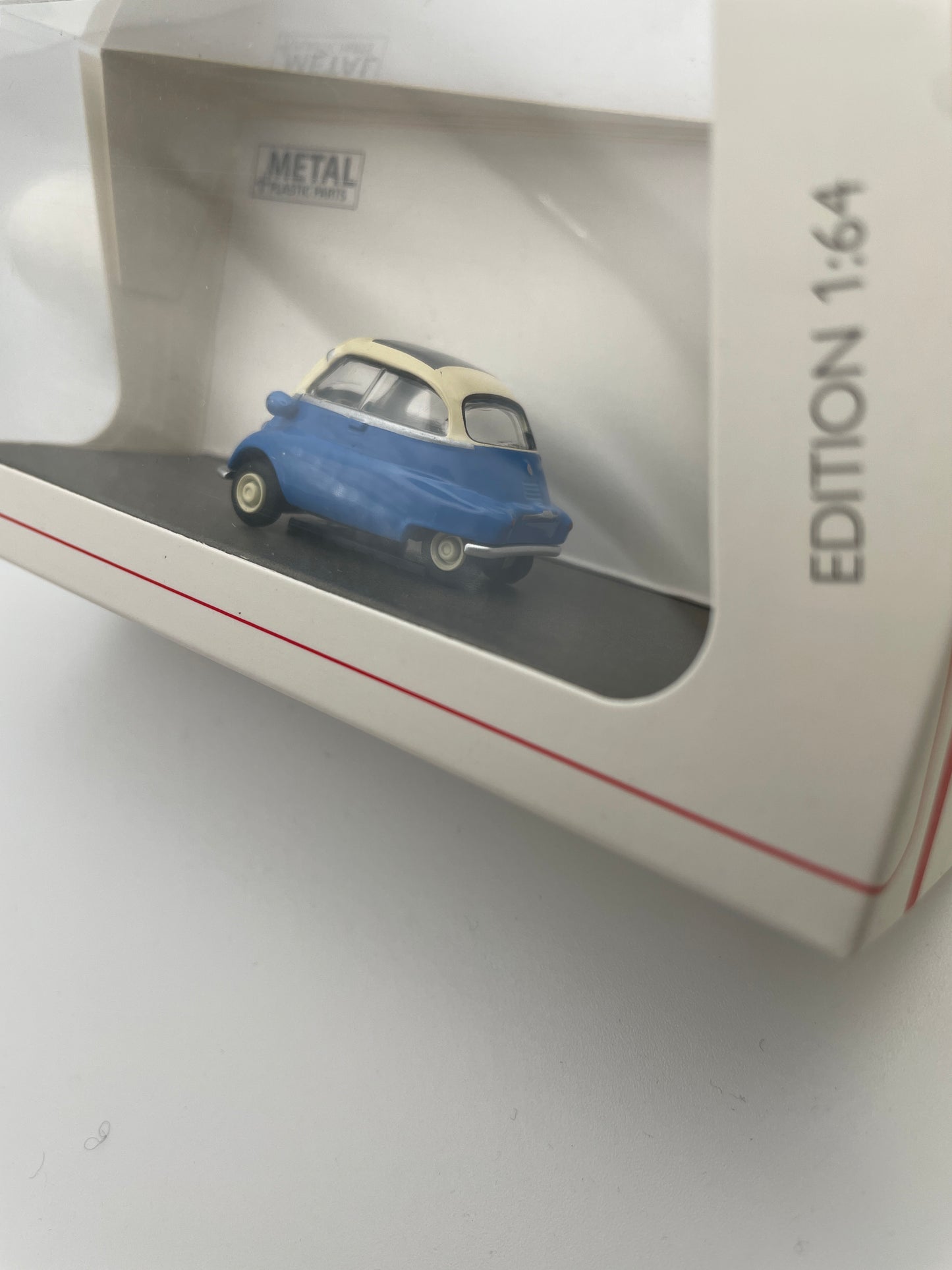 Schuco 1/64 BMW Isetta Blue & White - 45 203 8400