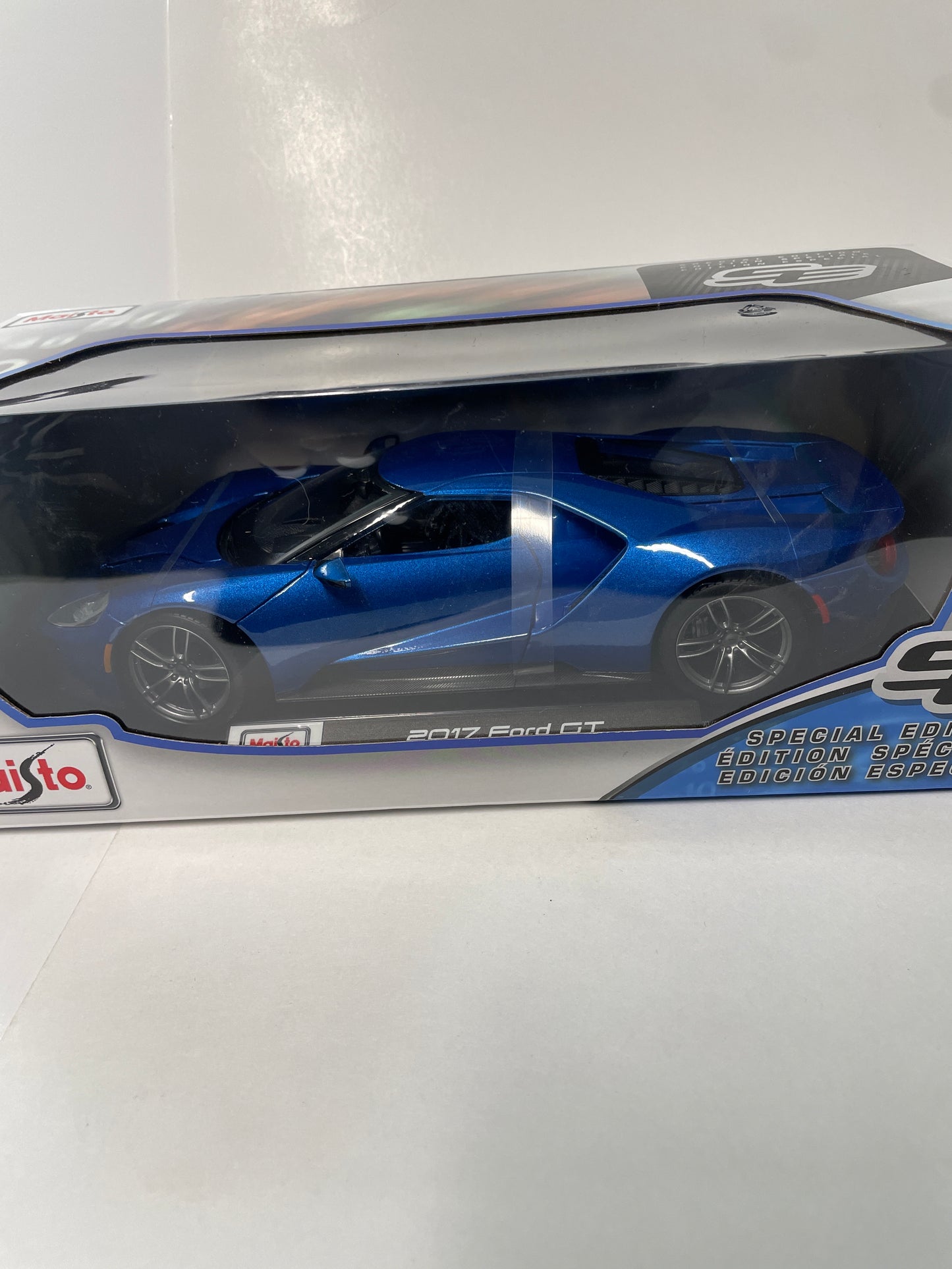 Maisto 1/18 2017 Ford GT Blue