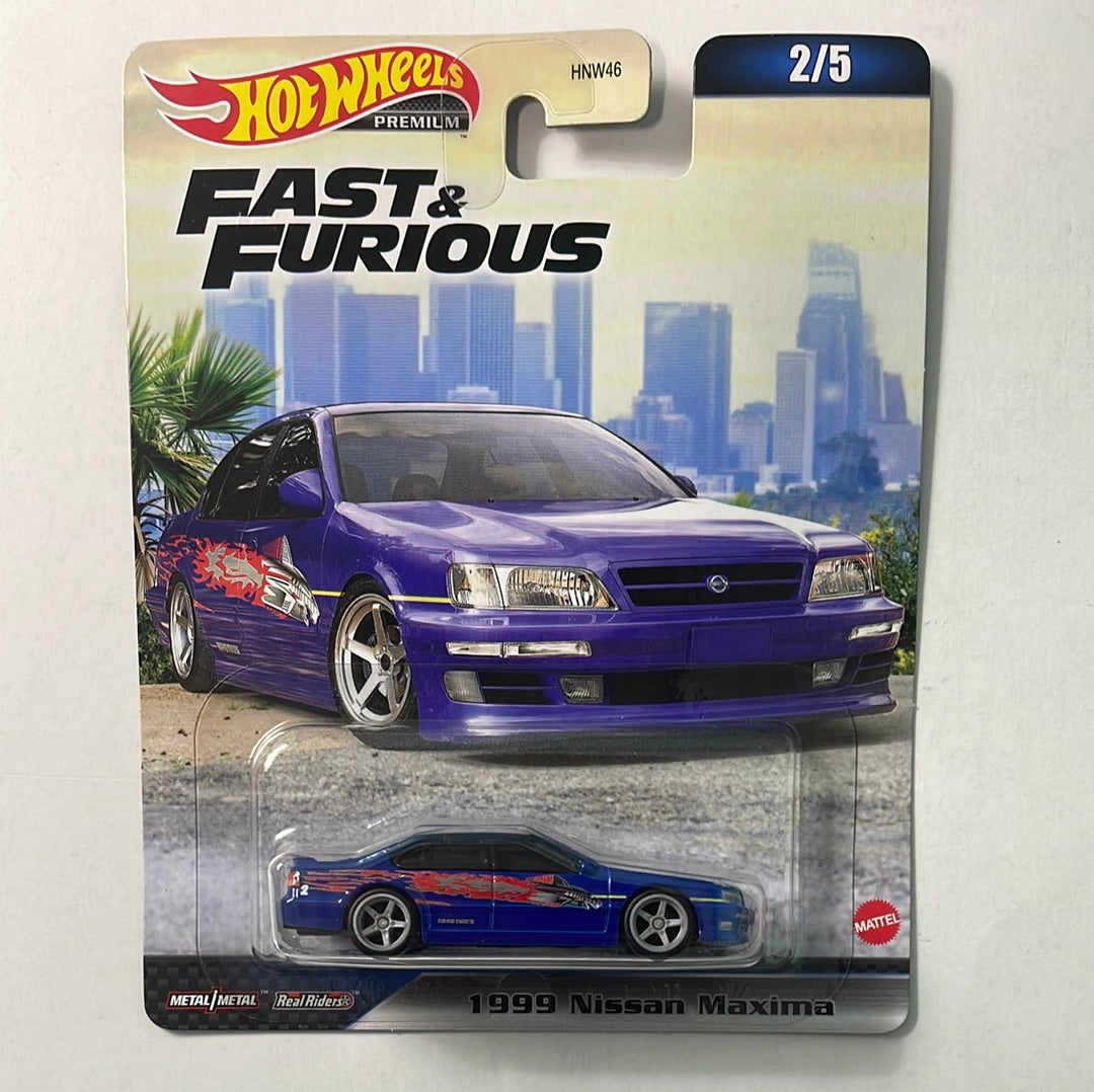 Hot Wheels 1/64 Fast & Furious 1999 Nissan Maxima Blue