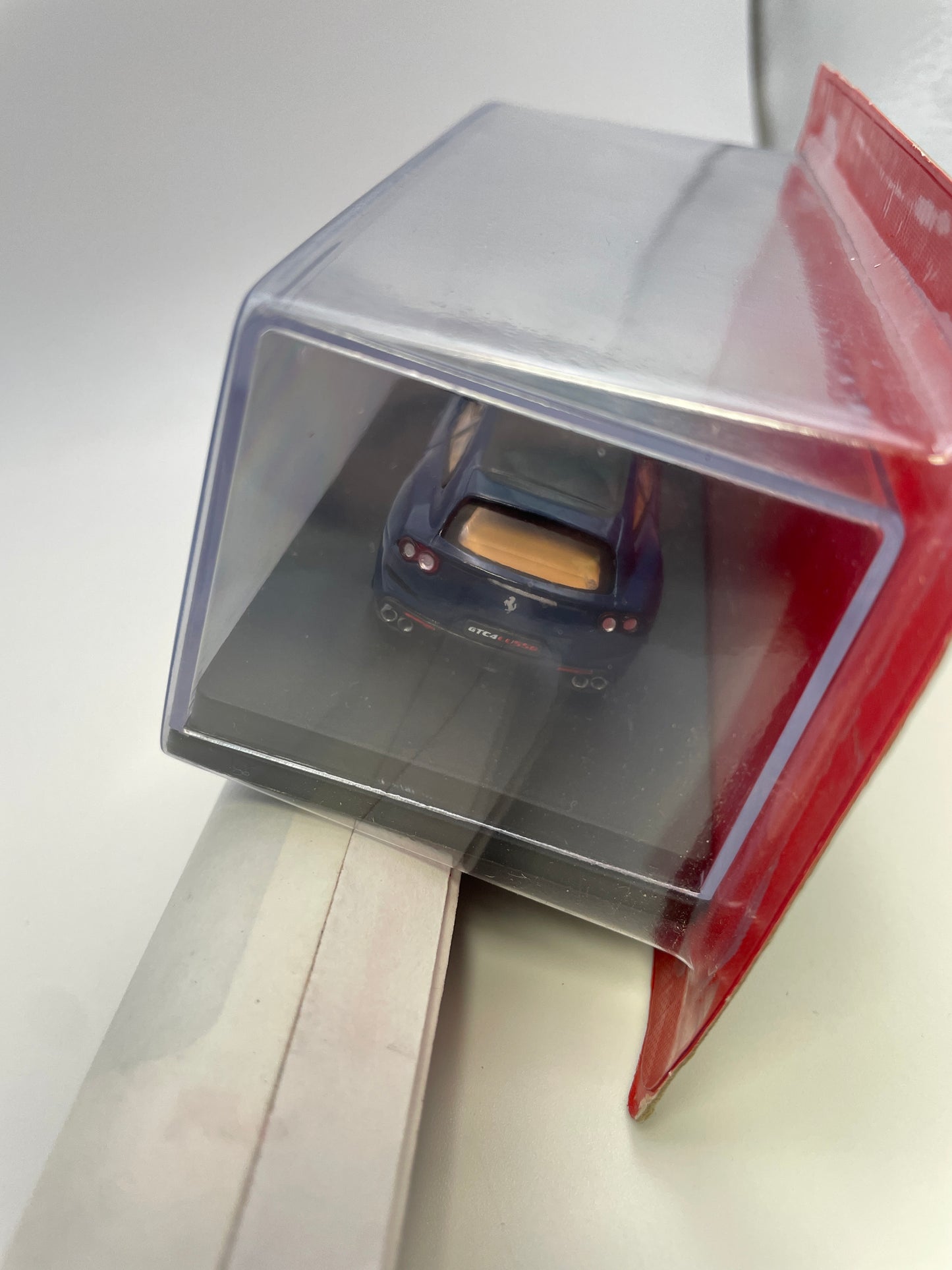 Centauria 1/64 Ferrari GTC4 Lusso 2016 Blue