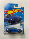 Hot Wheels 1/64 2019 Kia Stinger GT Blue - Damaged Card