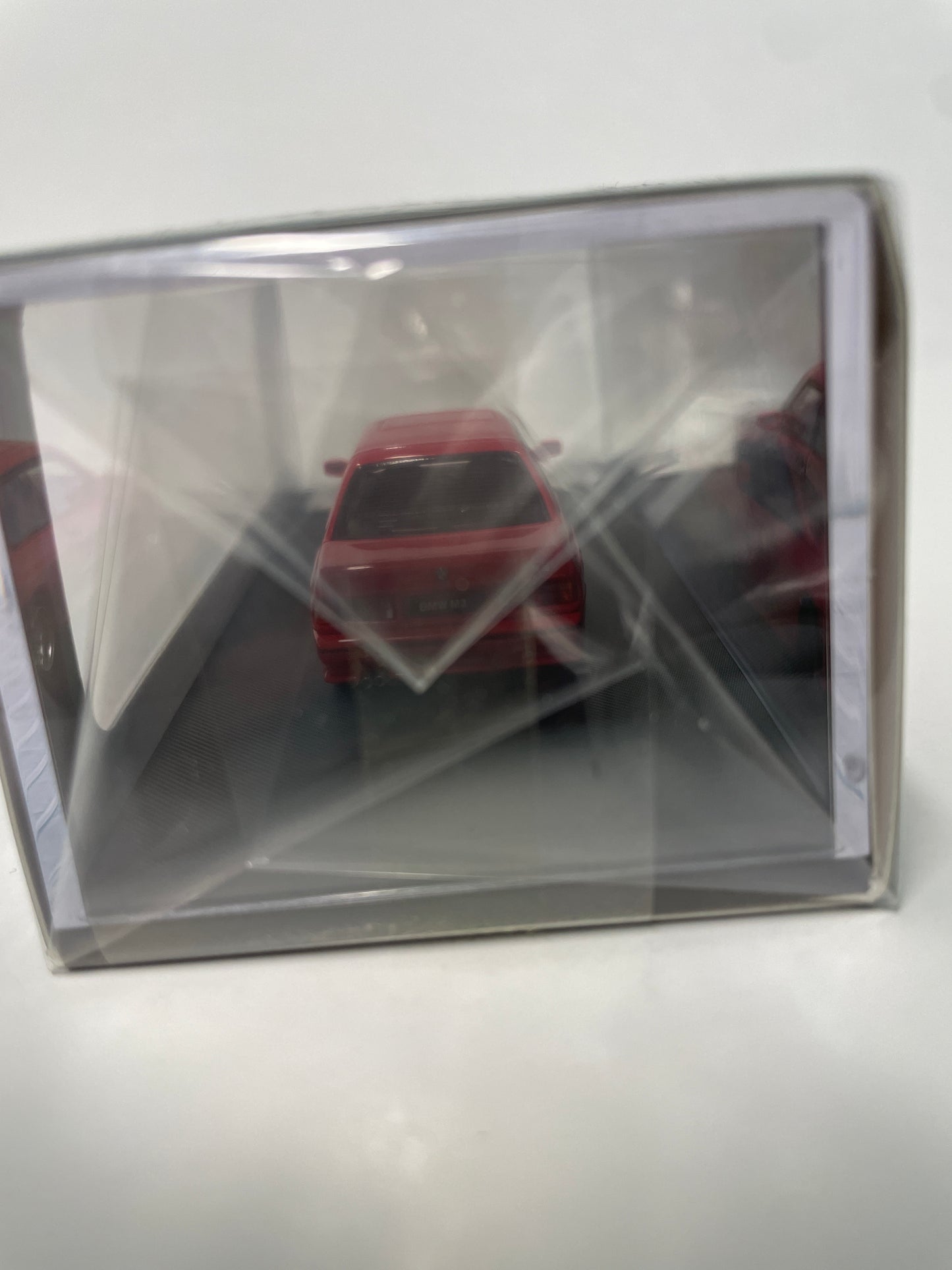 Mortal Model 1/64 BMW E30 M3 Red