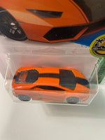 Hot Wheels 1/64 Lamborghini Huracan LP610-4 Orange - Damaged Card