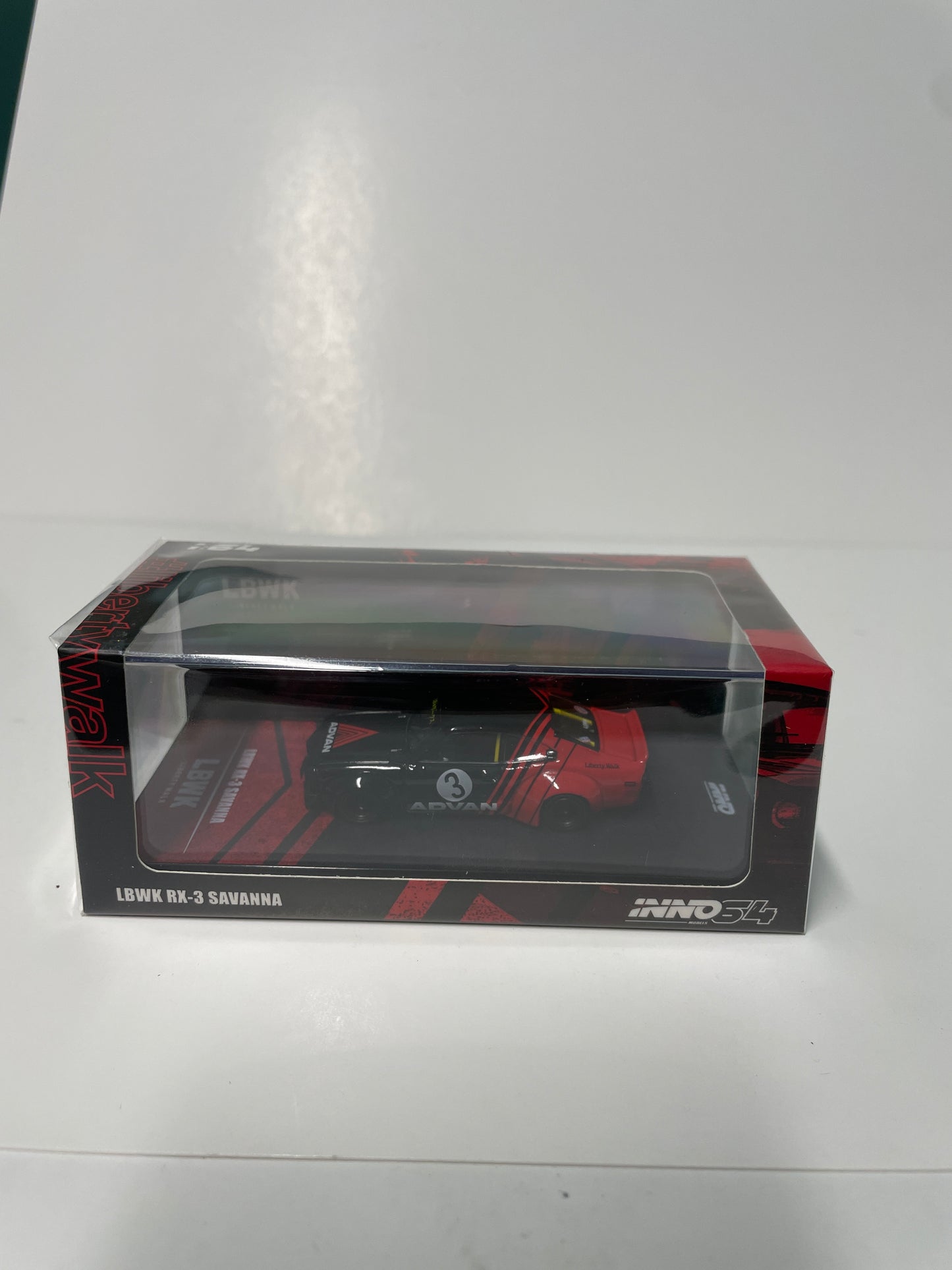 Inno64 1/64 LBWK Mazda RX-3 Savanna Advan Red & Black