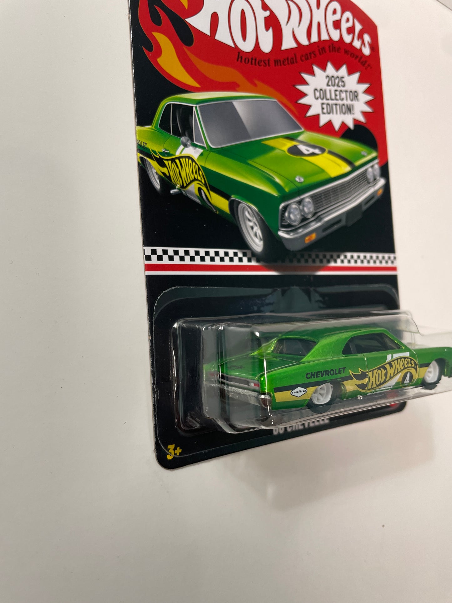 Hot Wheels 1/64 Mail In Collector Edition '66 Chevy Chevelle Green - JCB39-NK910 - Damaged Box