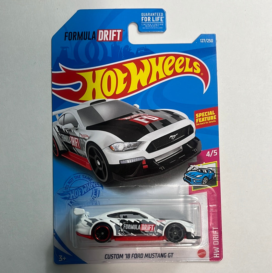 Hot Wheels 1/64 Kroger Exclusive Custom ‘18 Ford Mustang GT White