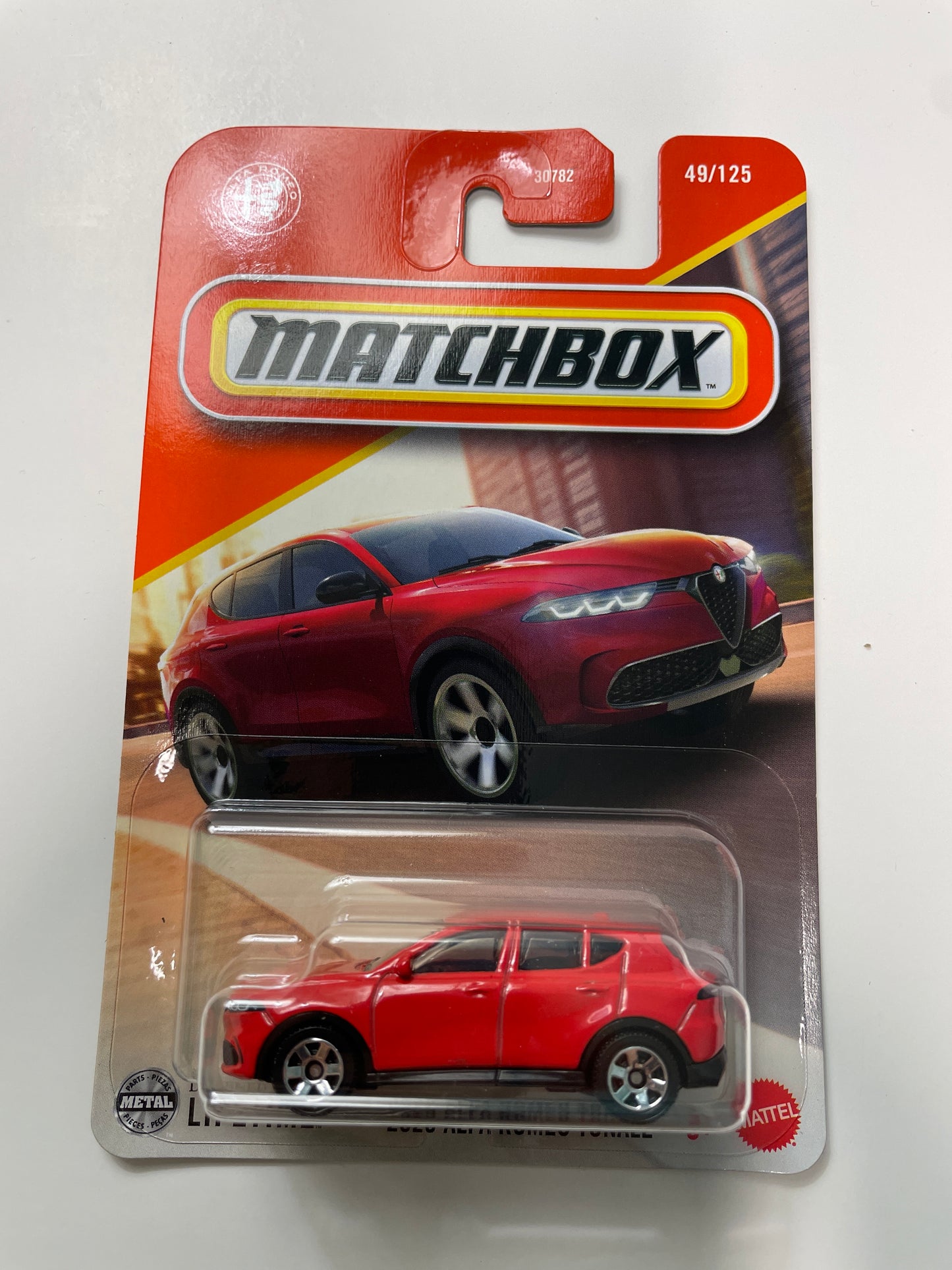 Matchbox 1/64 2023 Alfa Romeo Tonale Red