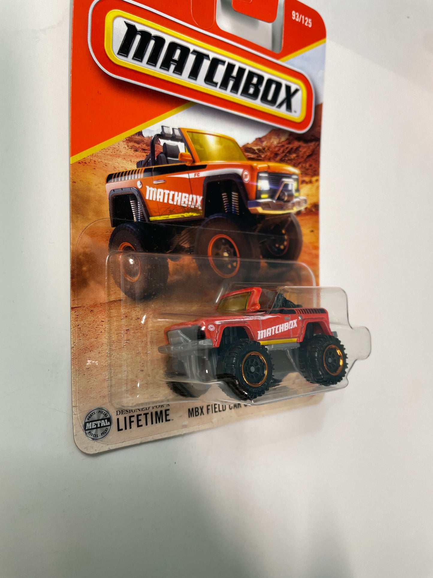 Matchbox 1/64 MBX Field Car Convertible Red