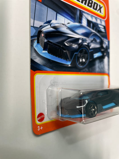 Matchbox 1/64 2018 Bugatti Divo Black & Blue