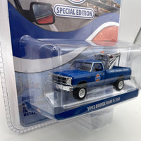 Greenlight 1/64 Gulf Special Edition series 1 1993 Dodge Ram D-350 Blue