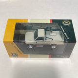 Para64 1/64 1984 Toyota Hilux Single Cab White