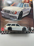 Hot Wheels 1/64 Boulevard Mix Z Mercedes-Benz E 36 AMG White - Damaged Card