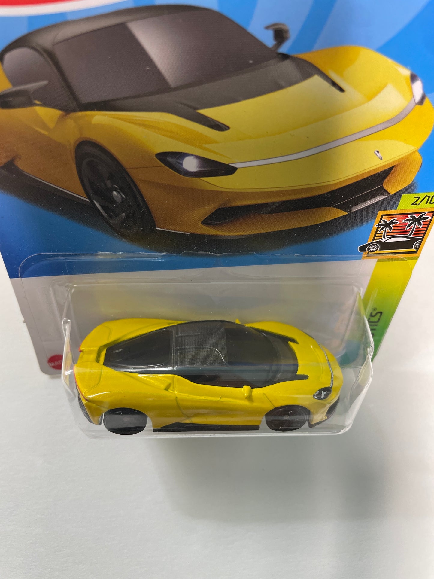 Hot Wheels 1/64 Automobili Pininfarina Battista Yellow - Damaged Box