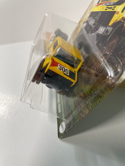 Hot Wheels 1/64 Mud Runners Mercedes-Benz Unimog 1300 Yellow