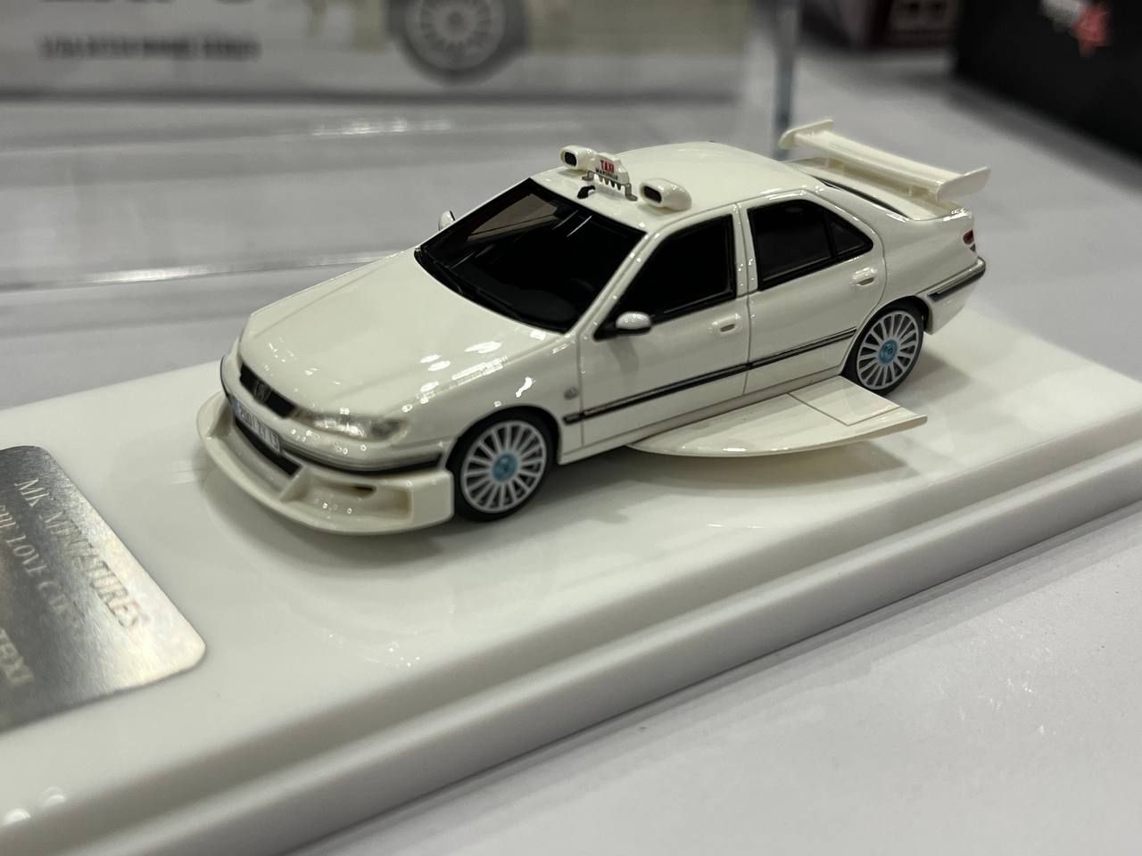 MK Miniatures 1/64 2025 Auto Expo Singapore Peugeot 406 Resin Model Taxi White