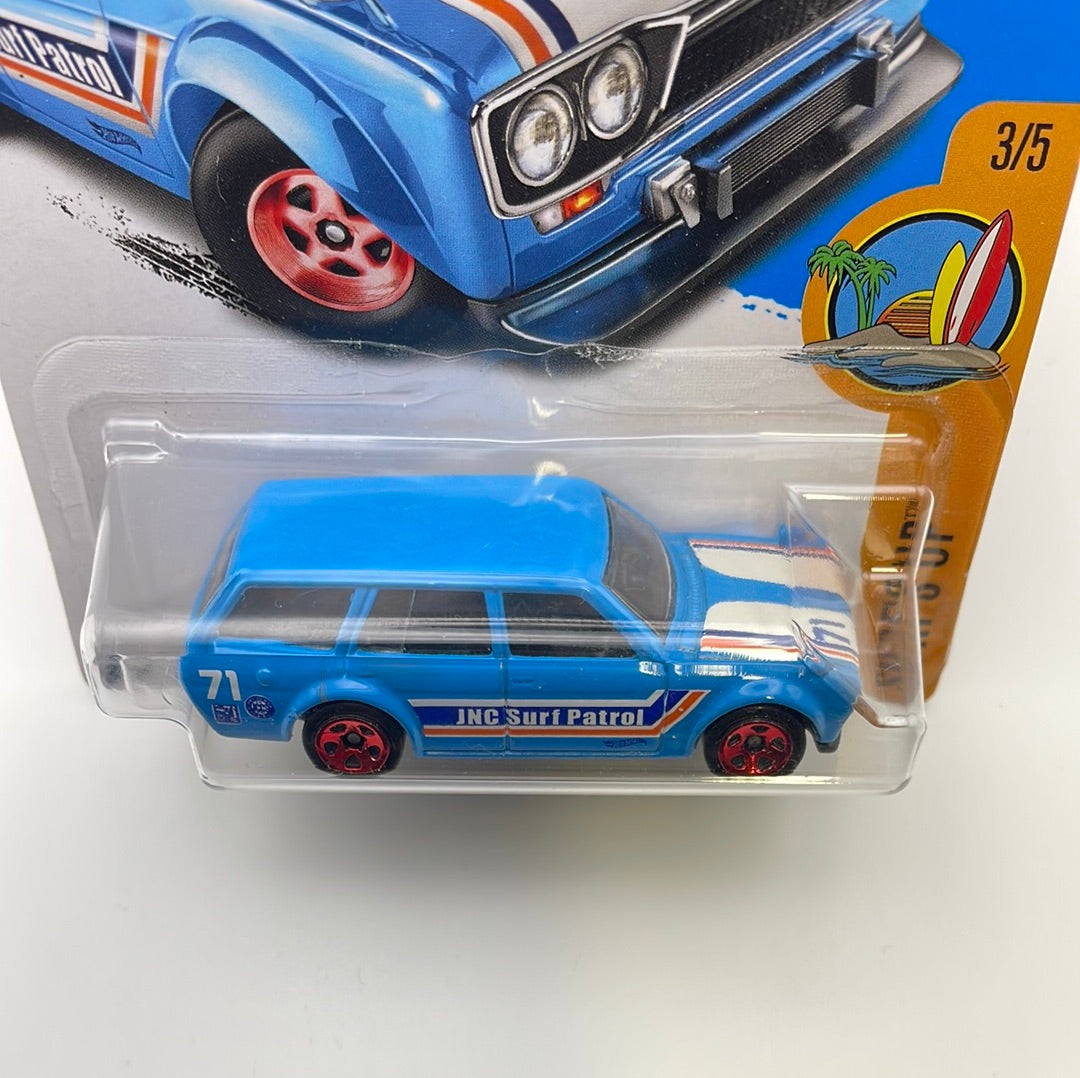 Hot Wheels 1/64 ‘71 Datsun Bluebird 510 Wagon Blue