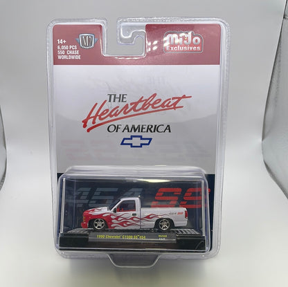 M2 Machines 1/64 The Heartbeat Of America 1990 Chevrolet C1500 SS 454 Pickup White & Red Flames
