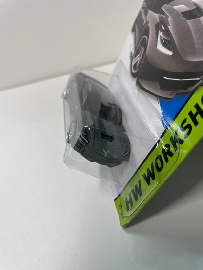 Hot Wheels 1/64 2014 Corvette Stingray Black - Damaged Box