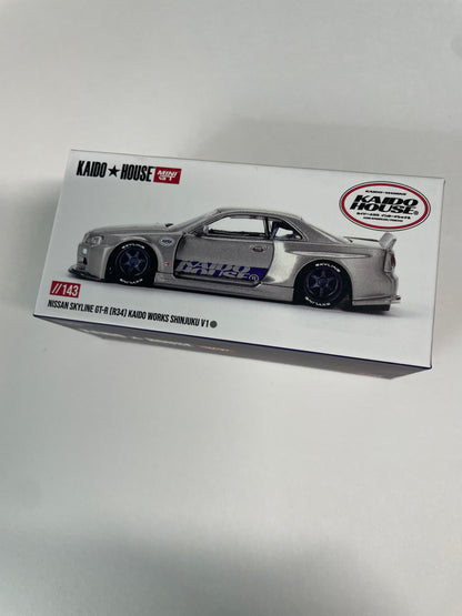 *Chase* Mini GT x Kaido House 1/64 Nissan Skyline GT-R (R34) Kaido Works Shinjuku V1
