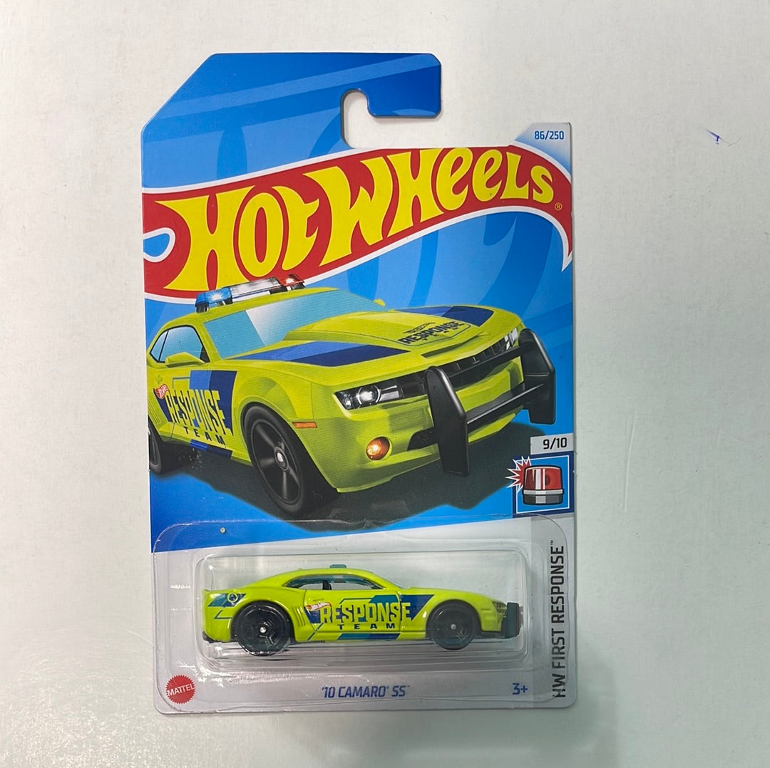 Hot Wheels 1/64 ‘10 Camaro SS Green