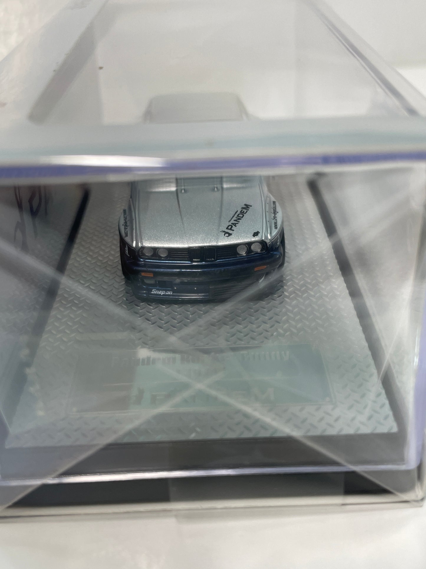 Inno64 1/64 Pandem BMW E30 M3 Silver & Blue - IN64-E30P-SILBLU