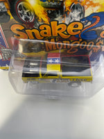 Johnny Lightning 1/64 Zingers! The Snake & Mongoose 1981 Chevrolet Silverado Yellow