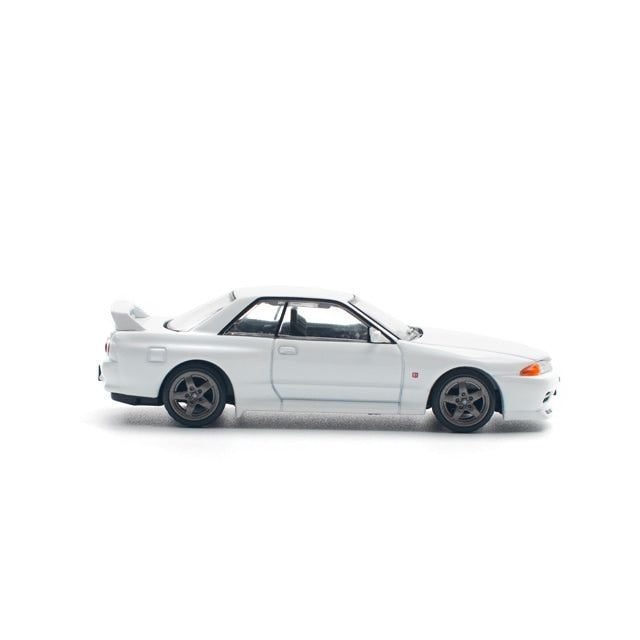 Pop Race 1/64 Nissan Skyline GTR R32 Crystal White - PR64-157