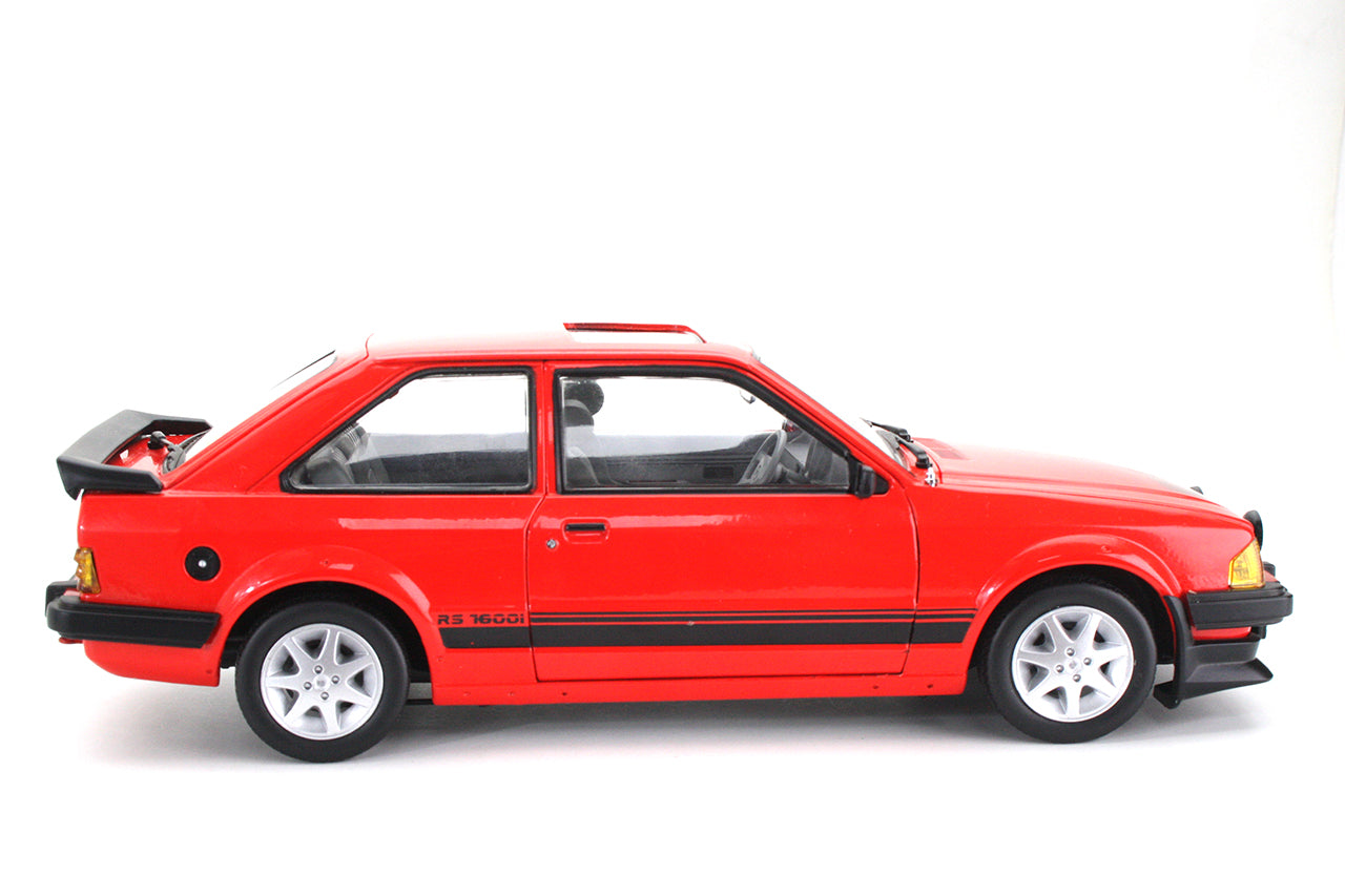 1/18 Sunstar 1984 Ford Escort RS1600i – Sunburst Red (RHD)