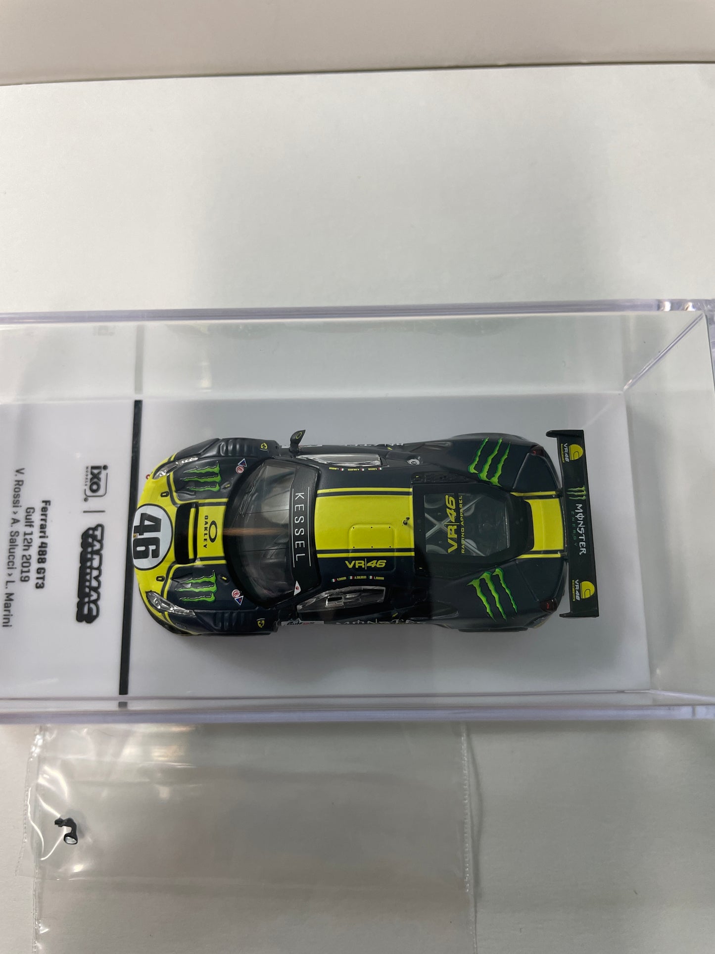 Tarmac Works X iXO Models 1/64 Ferrari 488 GT3 Gulf 12 Hours 2019 n.46 – HOBBY64 - T64-072-19GUF46 - Damaged Car