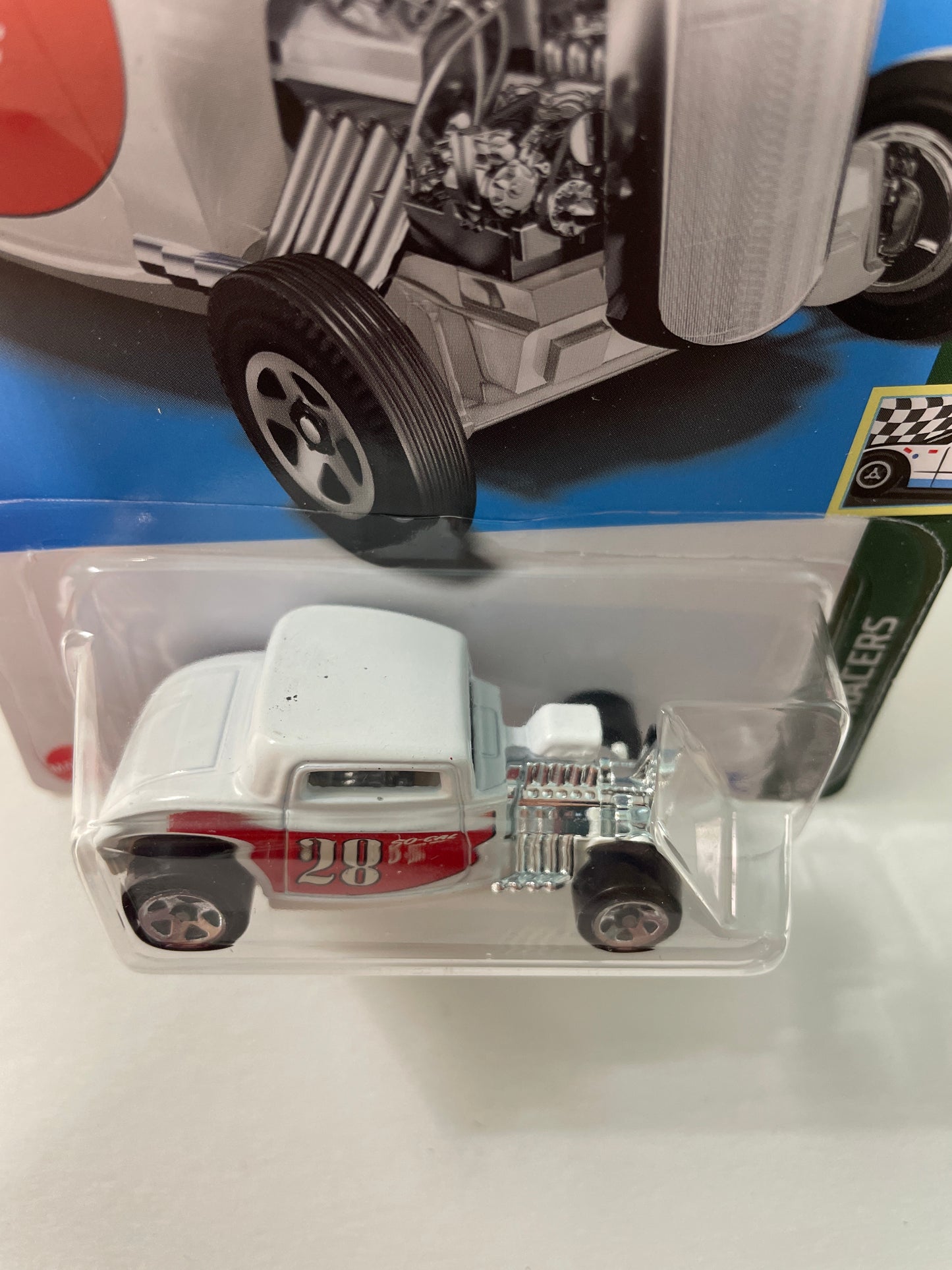 Hot Wheels 1/64 ‘32 Ford #28 White & Red