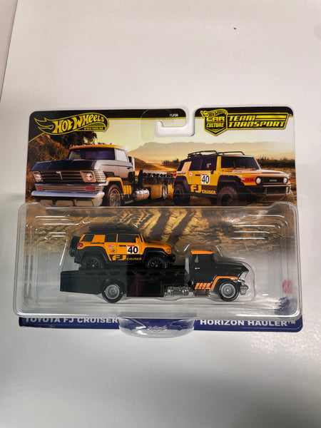 Hot Wheels 1/64 Car Culture Team Transport G Case Toyota FJ Cruiser w/ Horizon Hauler Orange & Black - Damaged Card