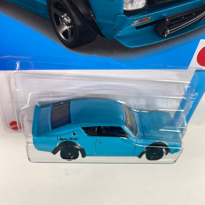 Hot Wheels 1/64 Nissan Skyline 2000GT-R LBWK Blue - Damaged Box