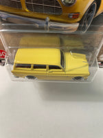 Hot Wheels 1/64 Boulevard Volvo P220 Amazon Estate Yellow