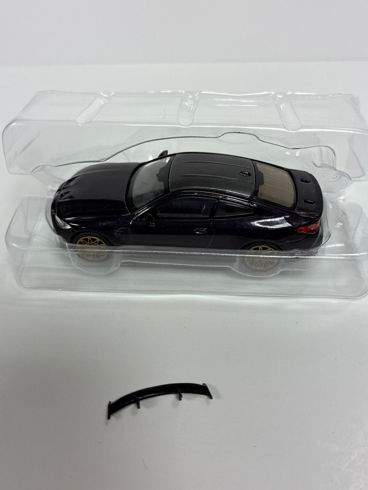 Mini GT 1/64 BMW M4 M-Performance Daytona Violet - MGT01112 - Damaged Car