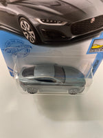 Hot Wheels 1/64 2020 Jaguar F-Type Silver