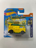 Hot Wheels 1/64 Teenage Mutant Ninja Turtles Party Wagon Short Card Yellow & Green