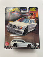 Hot Wheels 1/64 Boulevard Mix Z Mercedes-Benz E 36 AMG White - Damaged Card