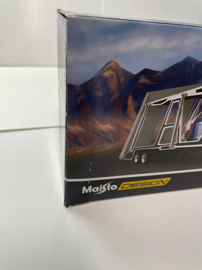 Maisto Design 1/64 International Lonestar/ 2019 Ford GT Blue - 11454 BU - Damaged Box