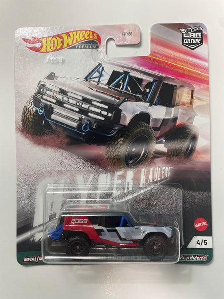 Hot Wheels 1/64 Car Culture Hyper Haulers Ford Bronco R Black