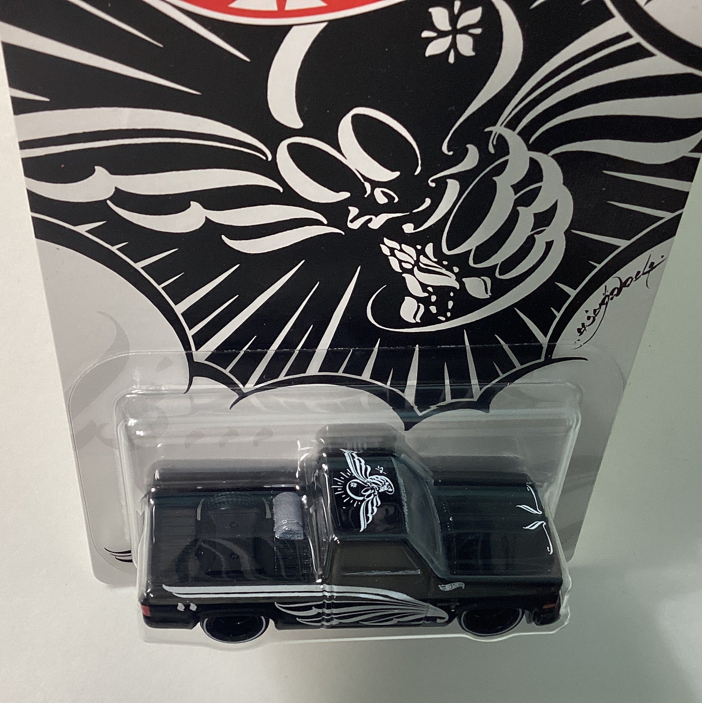 Hot Wheels 1/64 Collectors Japan Convention Silverado Black